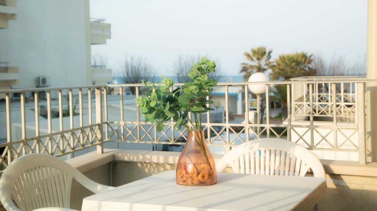 Apartamento I Suoni Del Mare Porto San Giorgio Exterior foto