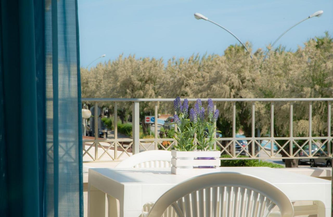 Apartamento I Suoni Del Mare Porto San Giorgio Exterior foto
